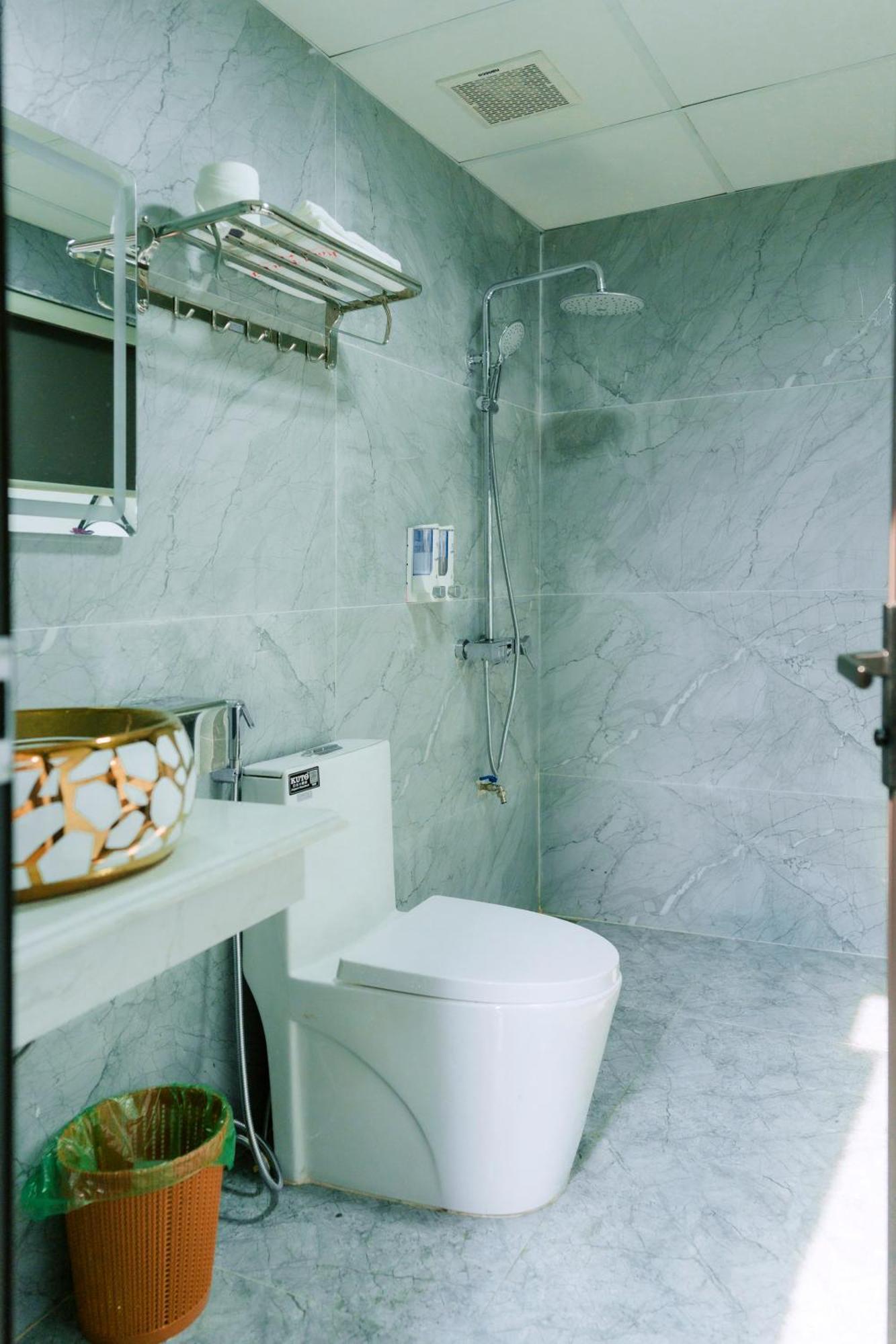 Uong Bi Thu Ha Hotel מראה חיצוני תמונה