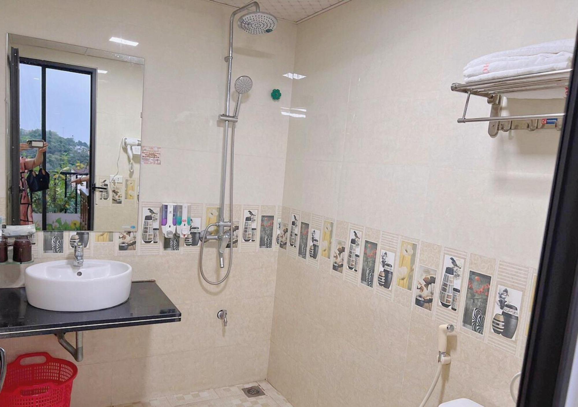 Uong Bi Thu Ha Hotel מראה חיצוני תמונה